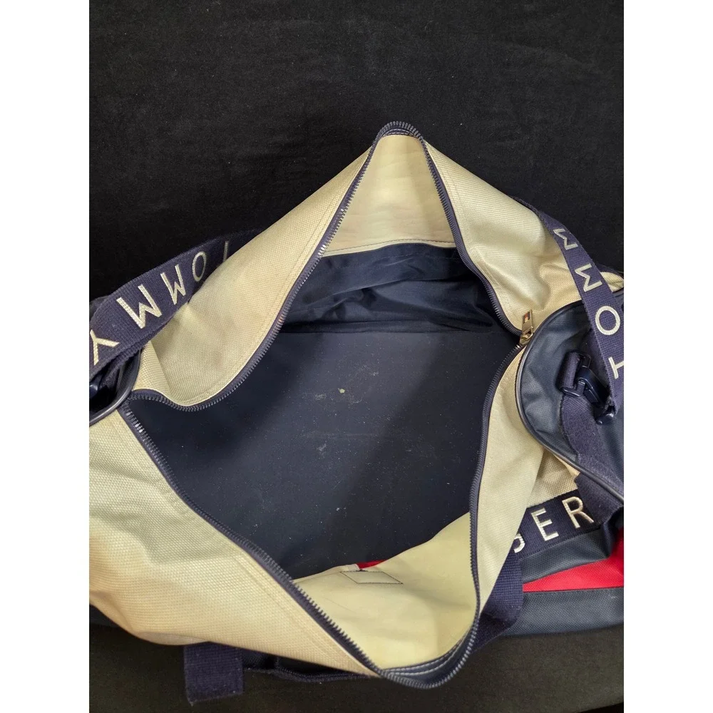 Tommy Hilfiger Vintage Duffle Bag Red White Blue Colorblock Travel Gym Luggage